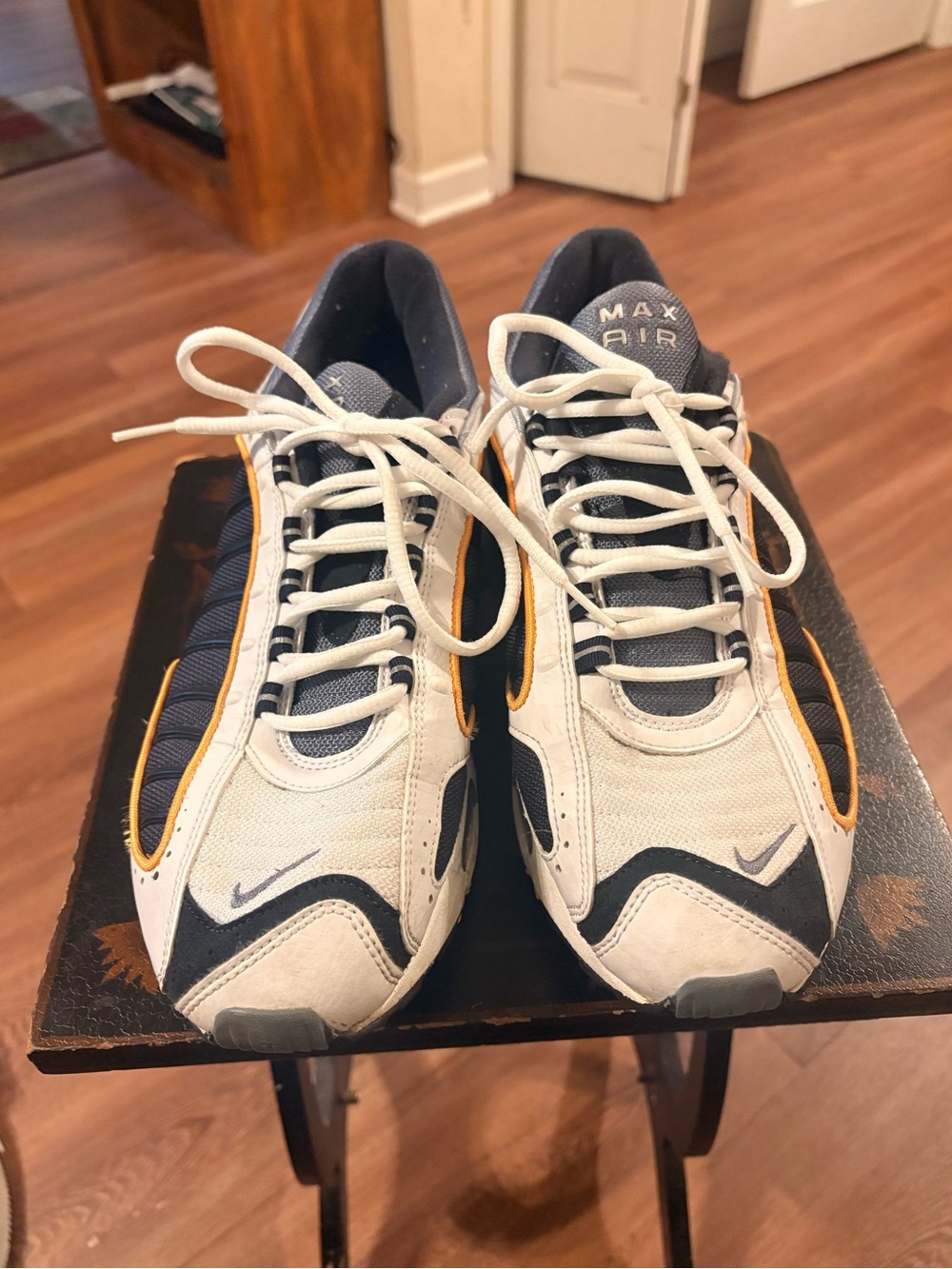 Nike Men’s Air Max Tailwind 4 White Navy Running Shoes with Yellow Trim